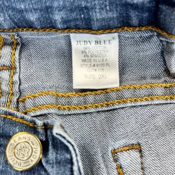 Judy Blue Mid Rise Jeans - Picture 5 of 6
